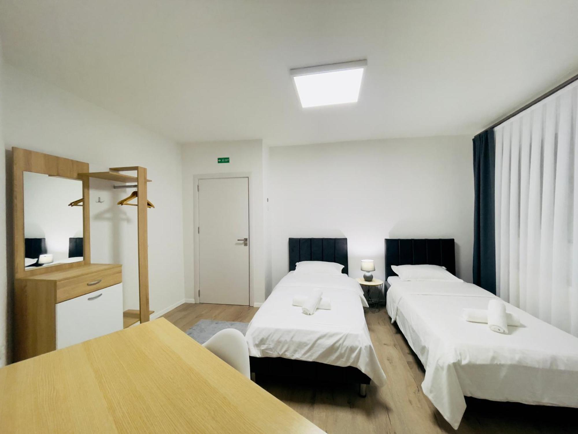 Pristinanest Hotel Екстериор снимка