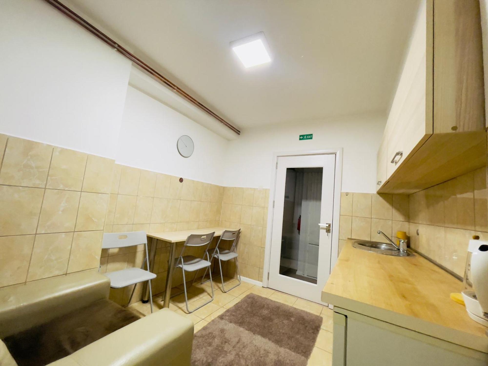 Pristinanest Hotel Екстериор снимка
